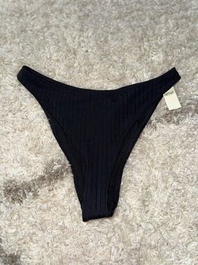 Women’s AERIE Cheekiest Ribbed Swimsuit Bikini Black Bottoms Sz Medium NWT